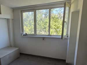 De vanzare - Apartament 4 camere Liceul Grigore Moisil — miniatura 4