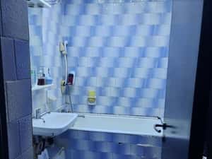 Militari  Uverturii -Aragonitului bloc 1985 et.1 decomandat 2 bai Lib — miniatura 5