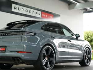 Porsche Cayenne Hibrid 2025 — miniatura 2