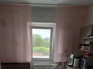 Apartament 4 camere decomandat Lipovei etaj 1 in apropiere de Restaurantul Burgund centrala proprie