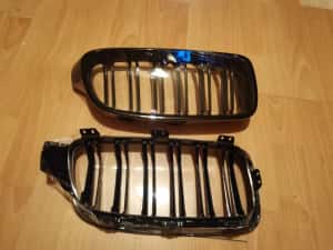 Grilă dublă / nari BMW Seria 4 F32 F33 F82 F83 – Model M  Negru Lucios — miniatura 3