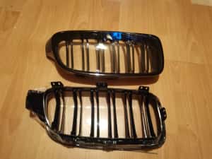 Grilă dublă / nari BMW Seria 4 F32 F33 F82 F83 – Model M  Negru Lucios — miniatura 9