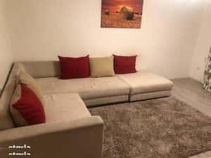 Inchiriez apartament 3 camere decomandat
