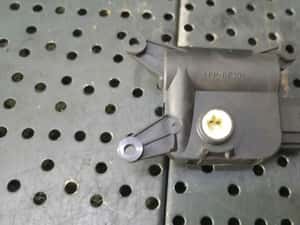 Motoras clapeta aeroterma vw passat cc 0132801362 cz1168802921 — miniatura 9