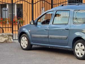 Dacia Logan MCV 113.000 KM 1.6 benzina EURO 5 AN 2011 import Germania — miniatura 4