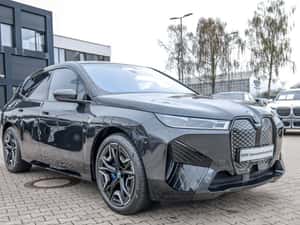 BMW iX SUV electric, 540 cp, 563 km autonomie