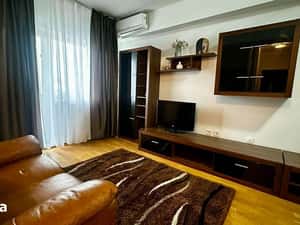 Apartament 2 camere in Eminescu View, sector 2, chirie 800 euro — miniatura 4