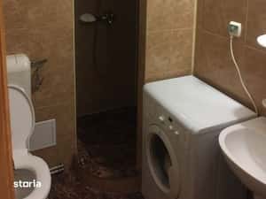 Propietar inchirierez garsoniera ultracentrala i — miniatura 5