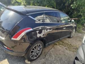 Vand Lancia Delta 2011 Diesel 1600 cmc Neavariata — miniatura 4