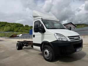 Iveco Daily 6.5 to detarat 3.5 to cat B — miniatura 3