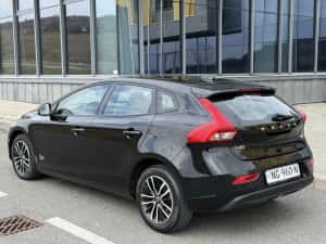 Volvo V40 2 litri euro 6 Facelift 2017 — miniatura 3