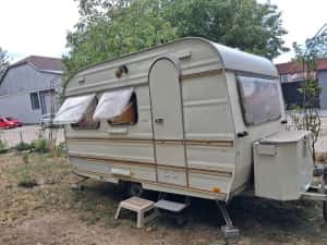 Rulotă NARDI-CARAVAN 38M 650 kg – COMPLET ECHIPATĂ – 2000€ Negociabil — miniatura 3
