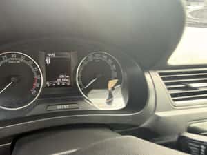 Skoda Rapid 1.4TDI 90cp — miniatura 4