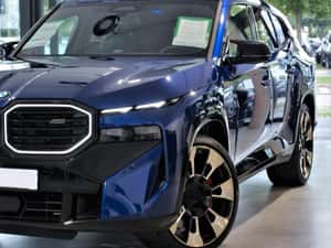 BMW XM 4.4 V8 Individual Deep Lagoon