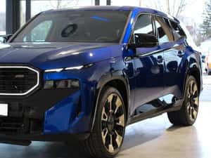 BMW XM 4.4 V8 Individual Deep Lagoon — miniatura 2
