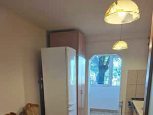 Apartament de inchiriat cu 3 camere - zona Calea Floresti