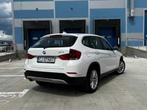 BMW X1 2.0d sDrive 143 CP Automat. Fara accidente, Distributie Schimbata (detin factura) 6500 euro — miniatura 3