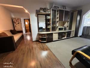 Apartament 3 camere, etaj 1, zona Profi City Bradet — miniatura 3