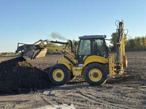 Buldoexcavator de Inchiriat — miniatura 5