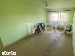 Apartament de vanzare 2 camere cu vedere superba etaj 4 Vasile Aaron — miniatura 4