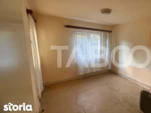 Apartament de vanzare 2 camere cu vedere superba etaj 4 Vasile Aaron — miniatura 6