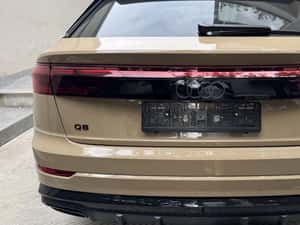 Audi Q8 S Line Automată 286 HP Diesel — miniatura 5