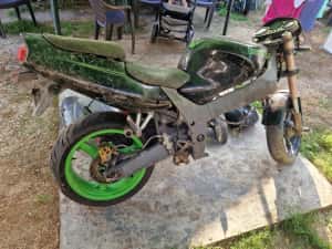 Piese Kawasaki Ninja ZX9R  1997 — miniatura 4