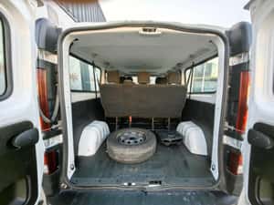 Renault Trafic - 16.990 EUR, 224.000 km, Diesel — miniatura 5