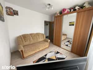 Apartament 2 camere -Zona Sud -etaj  3/4 - 40 mp-57000 euro negociabil — miniatura 6