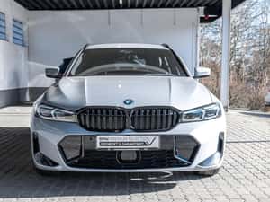 BMW 330 Plug-in hybrid - 22.400 km - 2024 — miniatura 2