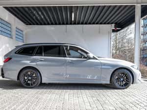 BMW 330 Plug-in hybrid - 22.400 km - 2024 — miniatura 4