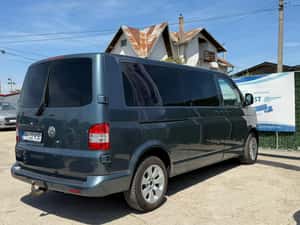 Volkswagen T5 Transporter - 8.900 EUR — miniatura 4
