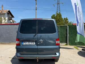 Volkswagen T5 Transporter - 8.900 EUR — miniatura 5