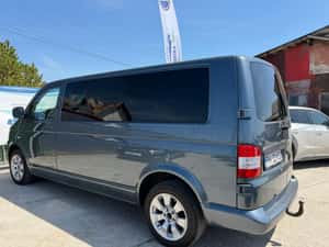 Volkswagen T5 Transporter - 8.900 EUR — miniatura 6