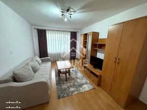 Apartament 3 camere, 70 mp | B-dul Transilvaniei | Boxa | Decomandat — miniatura 1