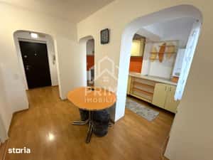 Apartament 3 camere, 70 mp | B-dul Transilvaniei | Boxa | Decomandat — miniatura 6