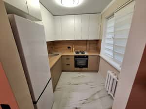 Apartament cu 3 camere de inchiriat in zona Bartolomeu — miniatura 3