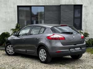 Renault Megane 1.5 dCi 95 CP Paris Business 2014 — miniatura 4