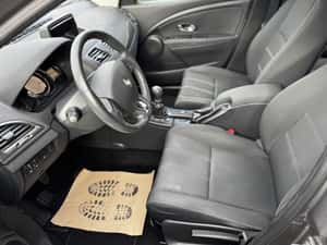 Renault Megane 1.5 dCi 95 CP Paris Business 2014 — miniatura 7