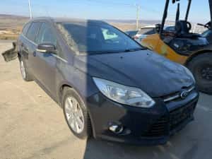 Dezmembrez / Dezmembrari / Piese / Accesorii Ford focus 3 1.6 T1DA 115 cp midnight sky volan stanga — miniatura 2