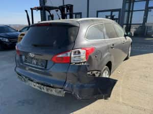 Dezmembrez / Dezmembrari / Piese / Accesorii Ford focus 3 1.6 T1DA 115 cp midnight sky volan stanga — miniatura 3