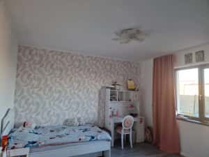 Vand casa cu 5 camere si 3 bai in Sacalaz la 6 km de Iulius Mall — miniatura 8