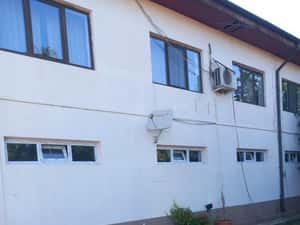 Cazare pentru 10 muncitori | 84 mp | Baicoi | 600 €/luna