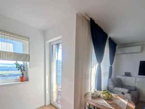Apartament 3 camere la cheie: preț discutabil - aștept oferte! — miniatura 3