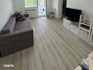 Apartament 3 camere, Zona Garii, etaj 4, RENOVAT, 8min de "A.I.Cuza" — miniatura 4