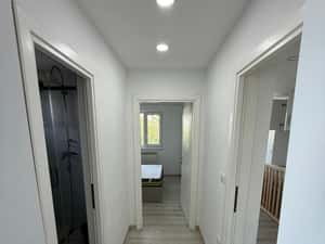 Apartament 3 camere, Zona Garii, etaj 4, RENOVAT, 8min de "A.I.Cuza" — miniatura 6