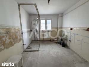 Apartament 2 camere semidecomandat balcon aer conditinat 13 Decembrie — miniatura 6