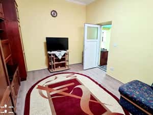 Inchiriez apartament 1 camera zona Dragasani — miniatura 3