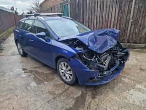 Seat Leon 2020 avariat — miniatura 10