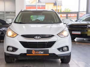 Hyundai ix35 2011, 300.828 km, 5.500 EUR — miniatura 3